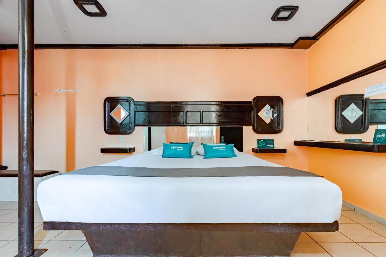 Ayenda Paleis Hotel Santa Cruz Tecamac Bagian luar foto
